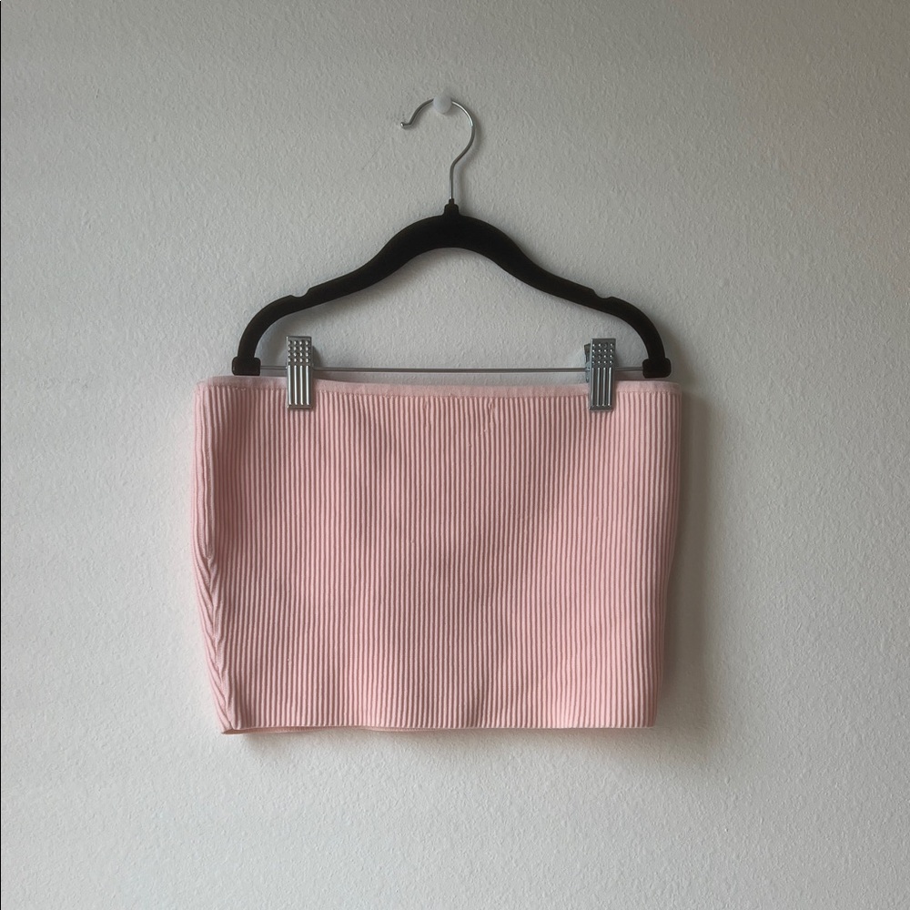 La Hearts Soft Pink Ribbed Crop Top - Picture 3 of 4